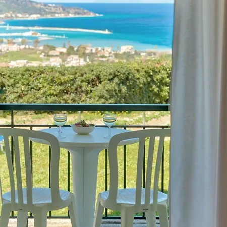 Apartment Artemis Hill Argassi