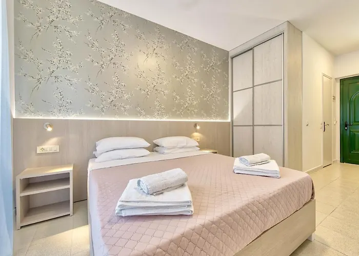 Artemis Hill Appartement *